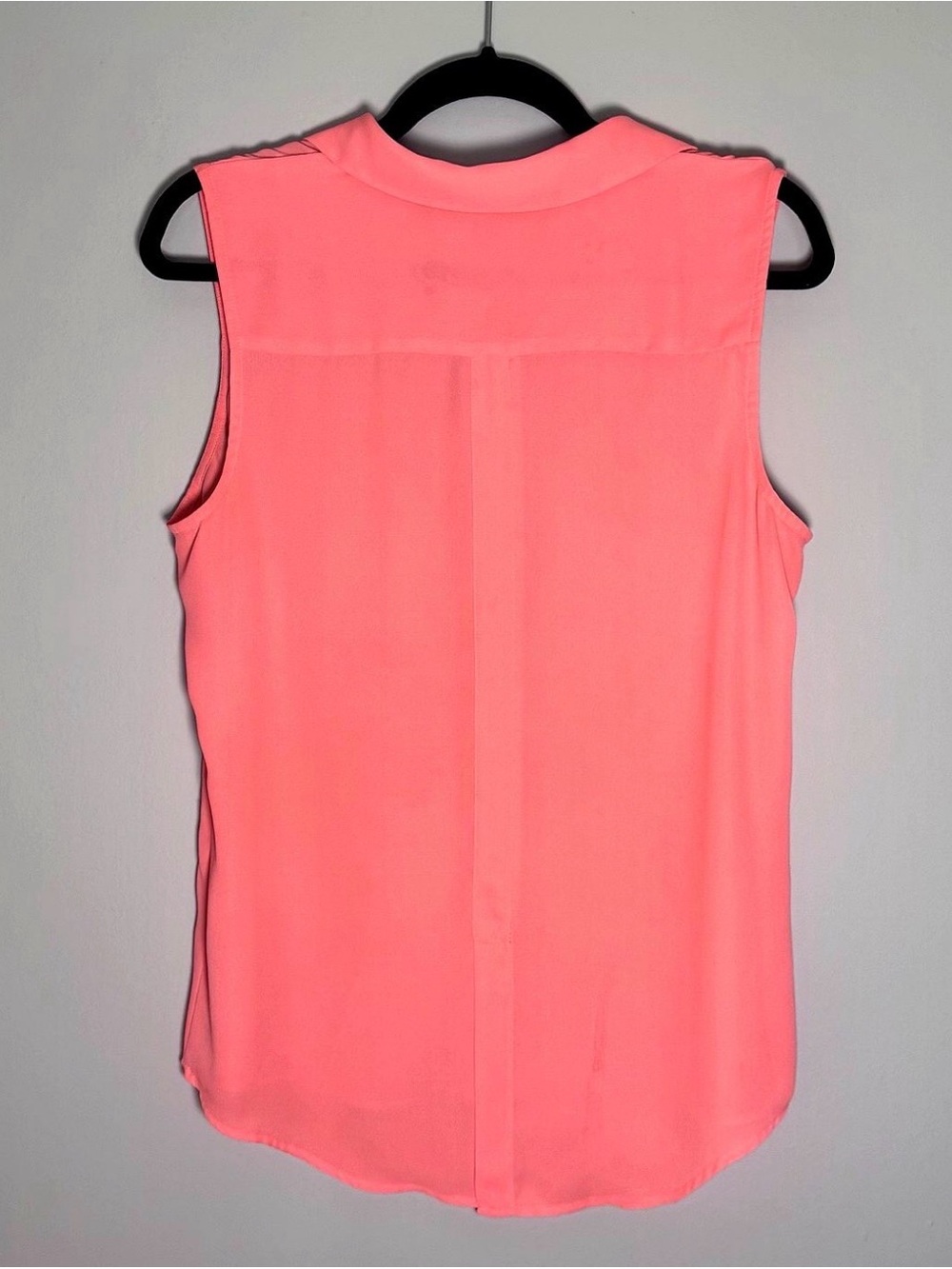 APT. 9 Neon Coral Sleeveless Button Front Blouse Size Medium - Picture 3 of 5